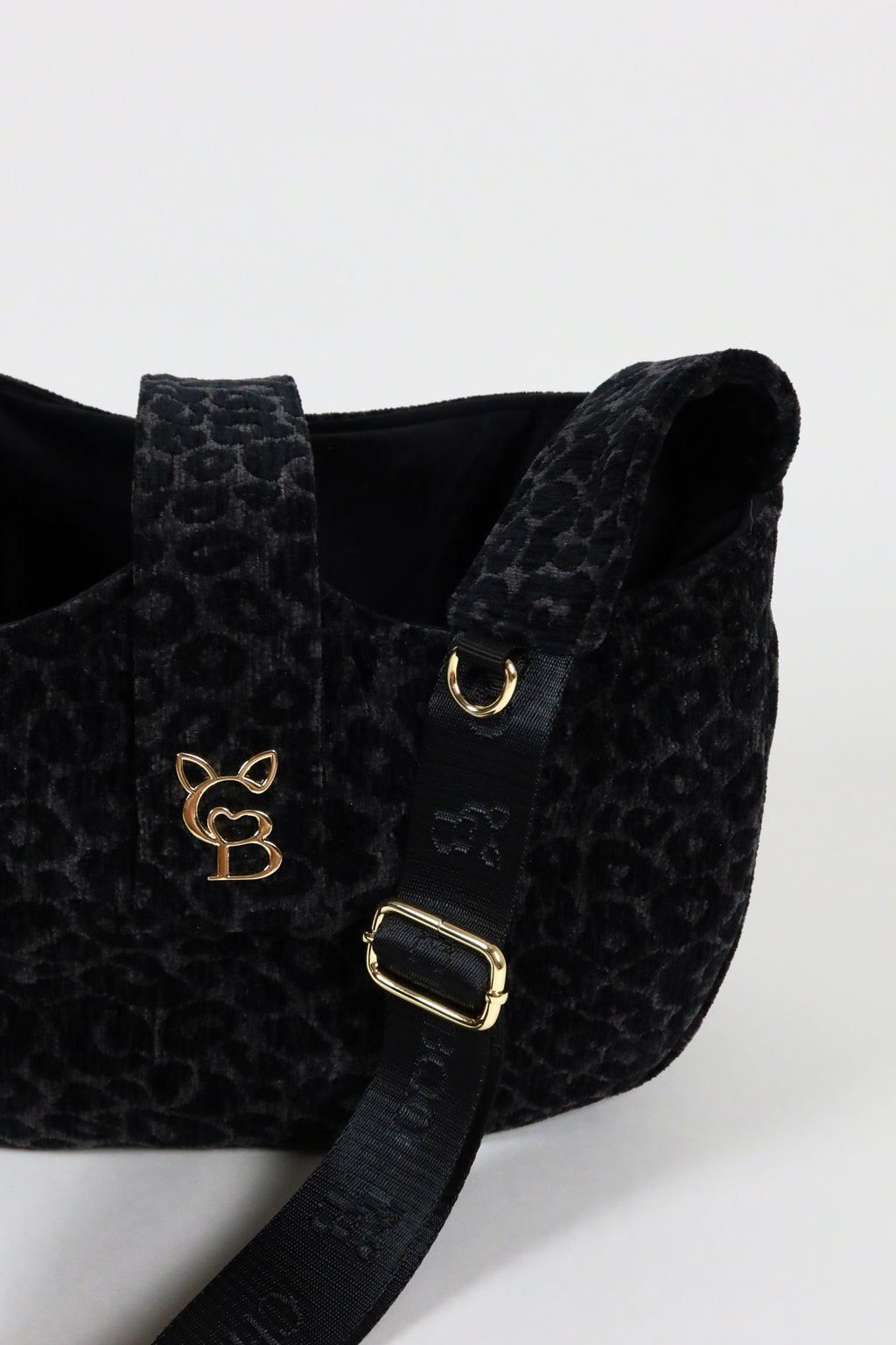 Dog carrier bag - Midnight Leopard